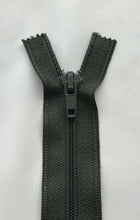 Load image into Gallery viewer, 10" (25cm) Nylon Open Ended Zips