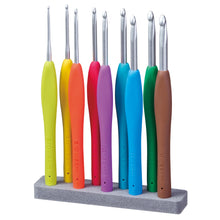 Load image into Gallery viewer, Clover Soft Handle Crochet Hook Set Size- 2mm to 6mm
